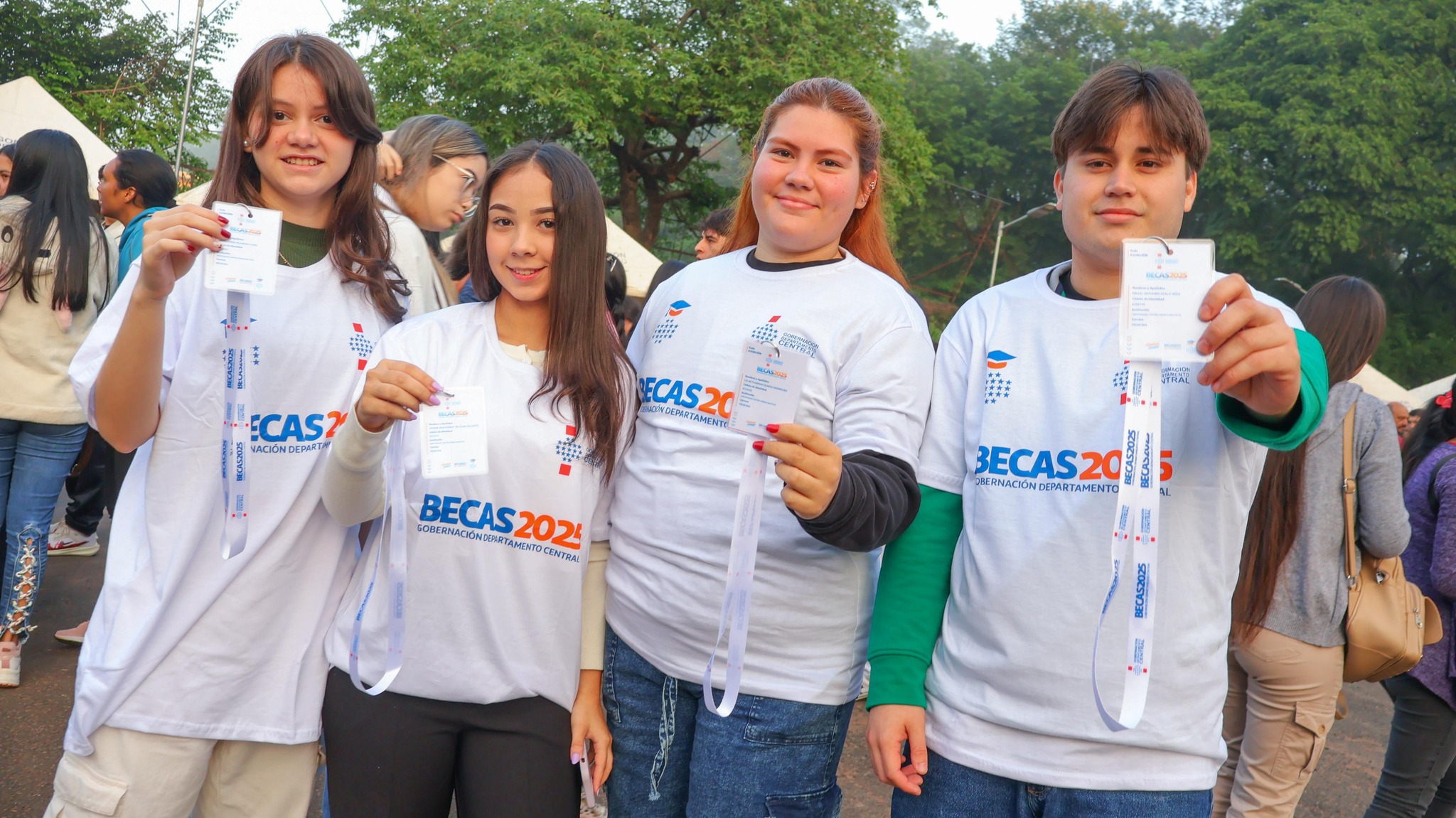 La Gobernación presentó oficialmente a los becarios 2025